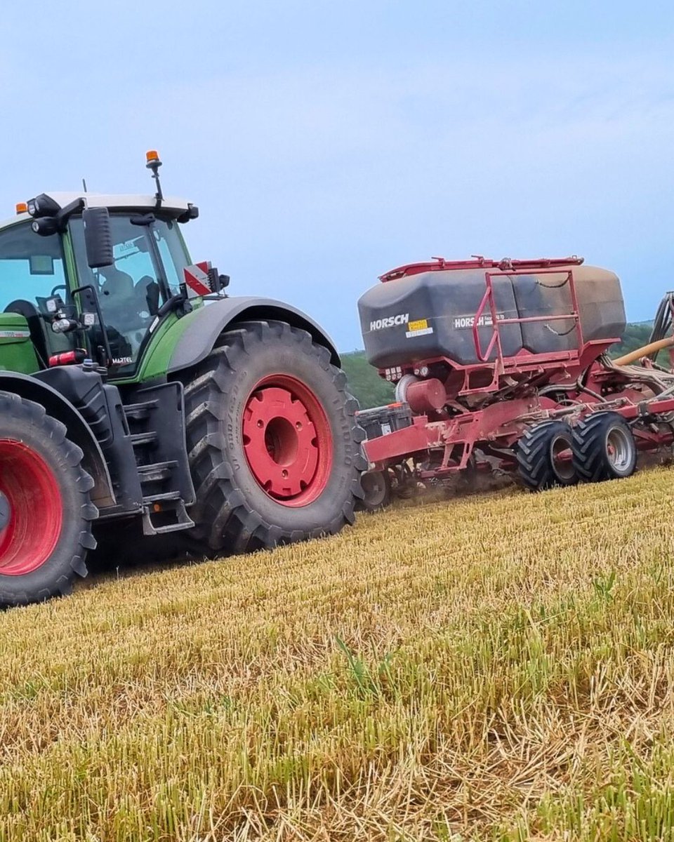 HORSCH_France's tweet photo. #methanisation semis de #mais après #seigle #ensilage
3 operations en un seul passage 
#ameublir #fertiliser #semer 
👉️  #striptill #focustd avec #dent #terragrip
👉️ semis #precis et #rappui optimal avec #monograine #horschmaestro https://t.co/F2IN3n1SiH