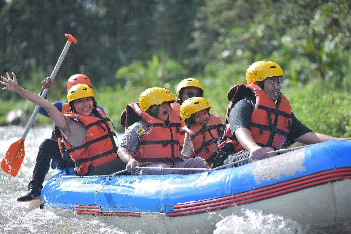 Kalisawah adventure, Rafting di songgon , swissnya banyuwangi, banyuwangi rafting,