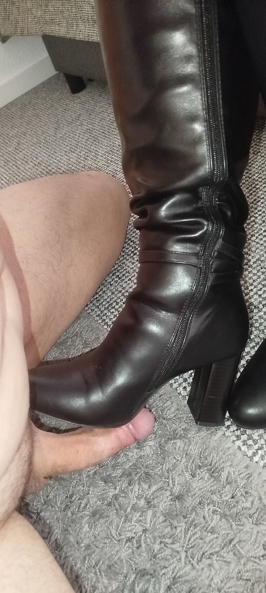Bootjob-Artist tweet media