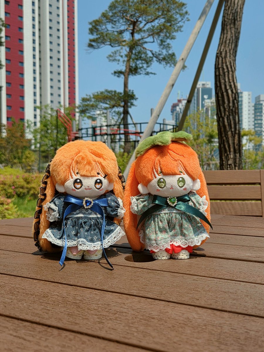 호박이랑 당감이랑 색깔이 비슷하면서도 달라서 매력적이얌 주황색도 여러가지라규🧡

#밍맹묭
#호박포리
#당감포리

👗 <a href="/Moonlit_weaver/">🌙문릿 위버🧵🪡</a>