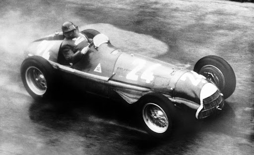 MsportXtra's tweet photo. #F1 #OnThisDay, May 27th 1951, a wet #SwissGP was won by Juan Manuel Fangio in the @alfa_romeo . Piero Taruffi in the @ScuderiaFerrari finished almost a minute behind in 2nd with Nino Farina (Alfa Romeo) taking 3rd. https://t.co/b61G2fv5QZ #MsportXtra @UnracedF1 https://t.co/nze5zn7biz