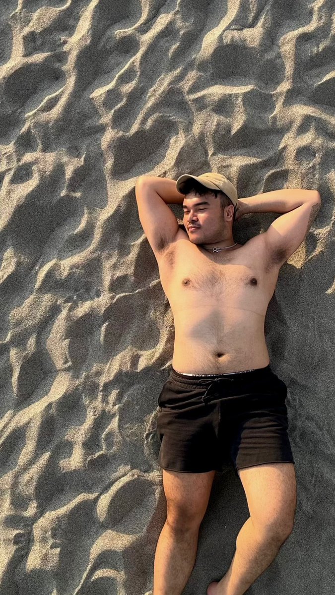 InvictusAnimo's tweet image. Henlo, I’m back 😌

Been locked out for 2 years.
So many things have happened.🥹