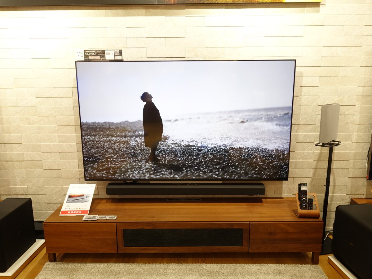 SonyStore_JpSpt's tweet photo. #TKfrom凛として時雨 × Sony Store
「 #WhoseBlue 」Special Collaboration!
🚩追加情報🚩
大画面で視聴できるMVのラインナップに先日公開された「orbit」のMVが追加されました❗ぜひご体験ください❗🐧
期間:5/1(木)~6/30(月)
詳細:https://t.co/ZVhC4bfqNO
#TkinSonyStore #TKPG https://t.co/9DFAZvOJrN
