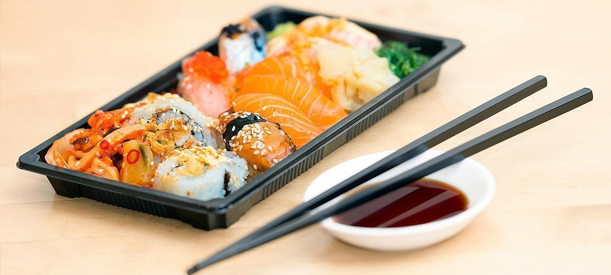 Nederlanders geven jaarlijks €1,9 miljard uit bij de grootste fastfoodketens in Nederland. Per bezoek spenderen ze gemiddeld €23. De uitgaven zijn het hoogst bij sushi-zaken. Dit blijkt uit de Nationale Benchmark Fastfoodketens.
bit.ly/besteding-fast…