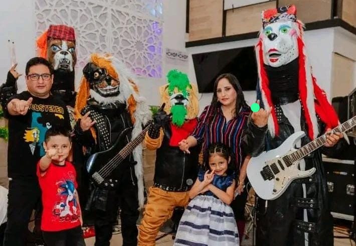 Los Perrockers la primera banda de rock infantil y Entretenimiento familiar se prepara para su gira NECESITO PODER información al 945369375. Lima Peru #Rockinfantil #Rockparaniños #Bandaderockinfantil #Bandaderockparaniños #Showinfantilrock #Fiestainfantilrock #showinfantil