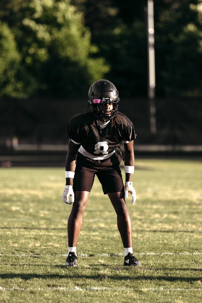 kailen_i's tweet image. Great spring ball playing WR/DB✅ Can’t wait for the season‼️@RRACKLEY9 @RamsFootballNC @TheDanteJones @kev_red52 @mpholderman
