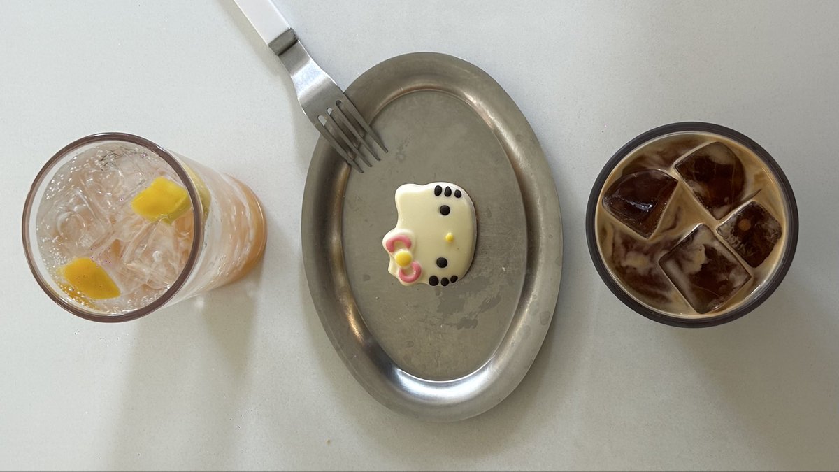 키티마들렌을 먹었어요.,..😻