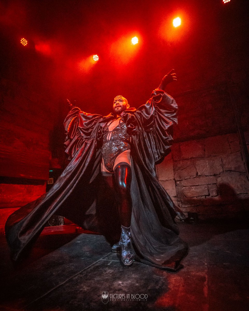 Torture Garden Club tweet media