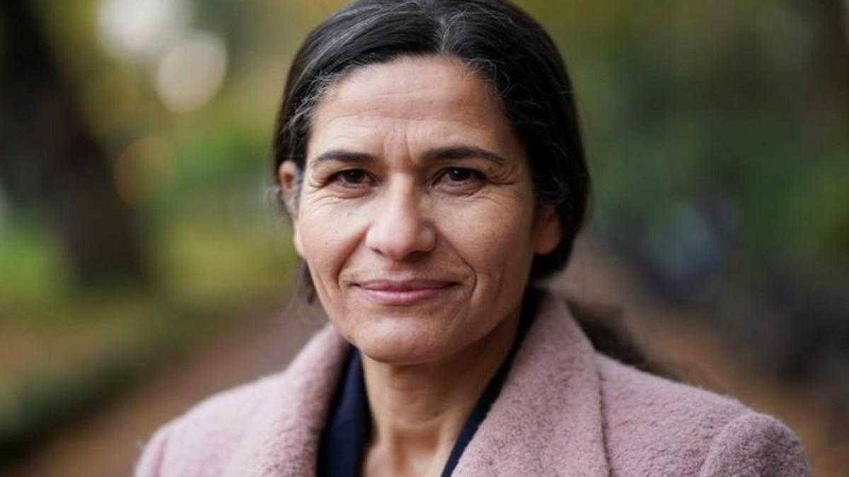 KurdistánAméricaLat (@kurdistanlat) on Twitter photo El acuerdo entre las FDS y Damasco salvó a los sirios de una nueva guerra civil”
Entrevista a Ilham Ahmed, representante de relaciones exteriores de la Administración Autónoma del Norte y el Este de Siria (AANES).
🖋️ <a href="/aminahekmet/">Amina Hussein</a>
👇🔥
kurdlat.com/fds-damasco-gu… El acuerdo entre las FDS y Damasco salvó a los sirios de una nueva guerra civil”
Entrevista a Ilham Ahmed, representante de relaciones exteriores de la Administración Autónoma del Norte y el Este de Siria (AANES).
🖋️ <a href="/aminahekmet/">Amina Hussein</a>
👇🔥
kurdlat.com/fds-damasco-gu…