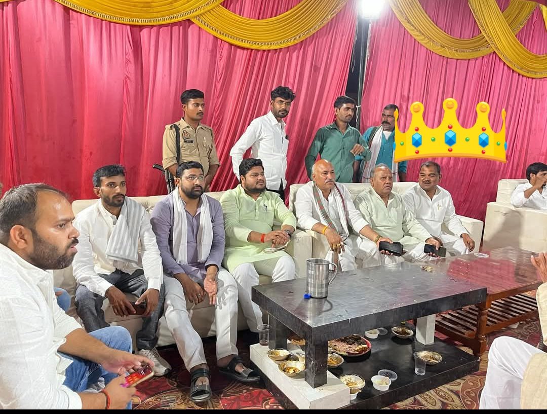 BahutYadav's tweet photo. समाजवादी पार्टी के जिला महासचिव रामनाथ यादव जी को जन्मदिन की हार्दिक सुभकामनाये 🎂🎂🎂🎂🎂🎂 https://t.co/0xAdL2dEqD