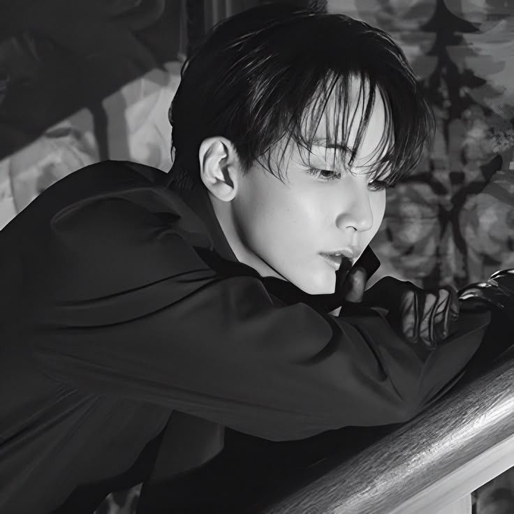 DARK INFLUENCE🔞

yjh x fem oc

"Paranas ko sayo ang first time~"