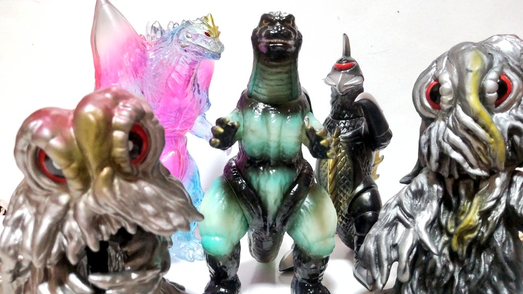 本日より、 #CCP ミドルサイズシリーズ、#バルタン星人 が発売に✨ 当