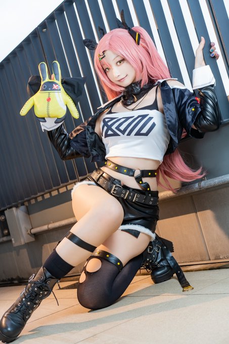 Twitterのコスプレ画像11