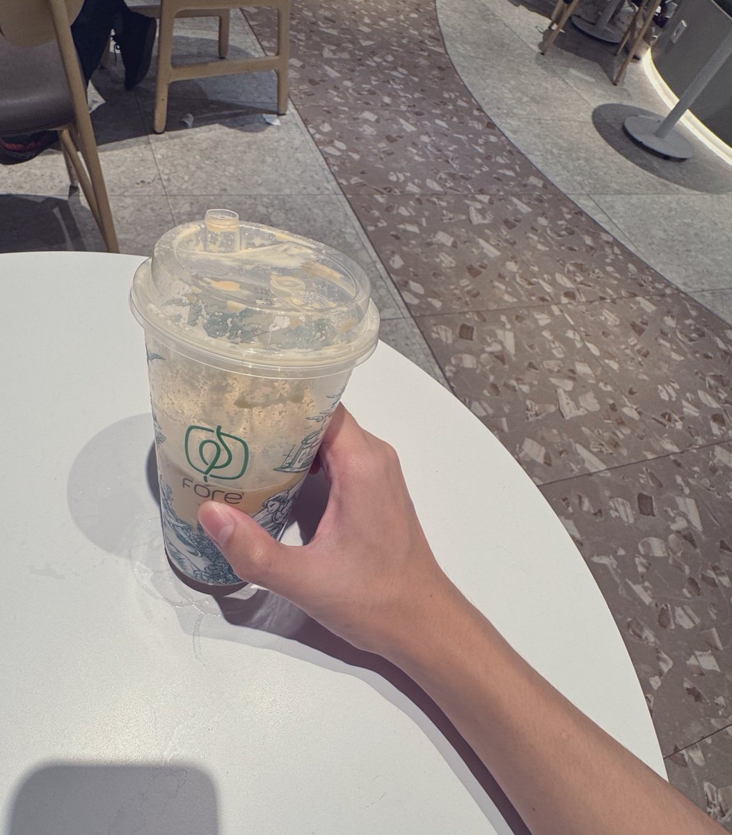 dm_jooo's tweet photo. Sendiri skli, sampe bangku drng ambe🥲 https://t.co/iH97kf4LYX