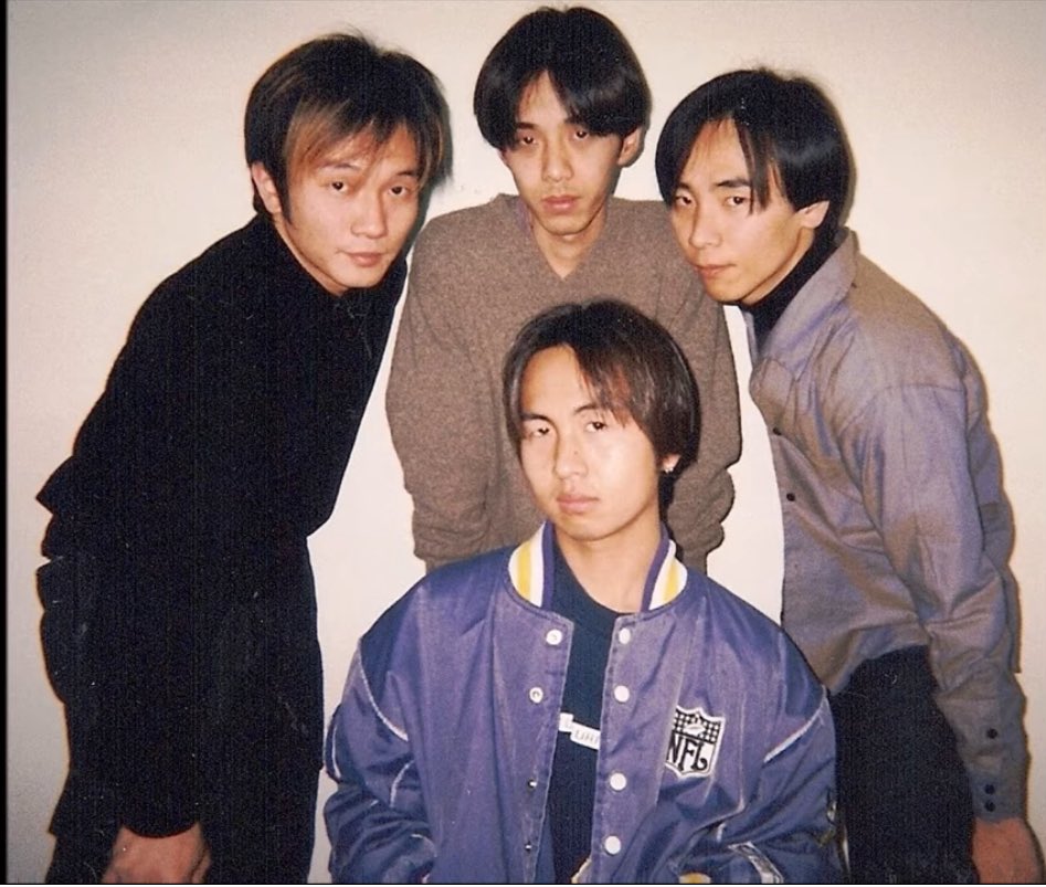 ccktailofficial's tweet photo. 3rd era

Vo:Co-G
G:UG
B:SAKI
Dr:ANN

#Cocktail+
#MixturePopRock
#MixtureRock
#PopRock
#IndieBand
#MusicDiscovery
#GlobalSound
#カクテルプラス
#ミクスチャーポップロック
#ミクスチャーロック
#邦ロック
#ライブ好きな人と繋がりたい
#音楽好きと繋がりたい
#ライブで体感したい音 https://t.co/xkMoyjqR26