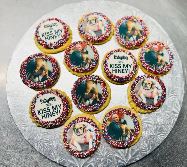 Zib 🌴 (@zibbaay) on Twitter photo <a href="/fuelkek/">Fuel</a> This dog and his cookies, if there is any politics/crypto based meme that deserves to send its this 💯
Attending crypto conferences for the first time 
0xa4b855F6713D1a04A2331149Db995476dc3E694b <a href="/fuelkek/">Fuel</a> This dog and his cookies, if there is any politics/crypto based meme that deserves to send its this 💯
Attending crypto conferences for the first time 
0xa4b855F6713D1a04A2331149Db995476dc3E694b