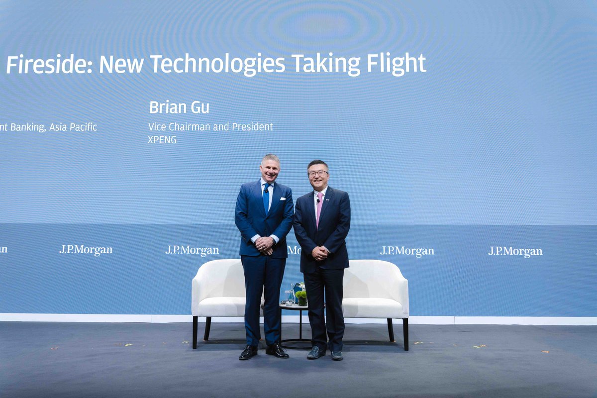 brianxpeng's tweet image. Catching up with Jamie Dimon brought back some great JPM memories at this year's @jpmorgan China Summit.
During the fireside chat with Paul Uren, I had a great conversation about how XPENG's technologies are truly taking flight.
Here's how our AI Matrix is coming to life:
1.…