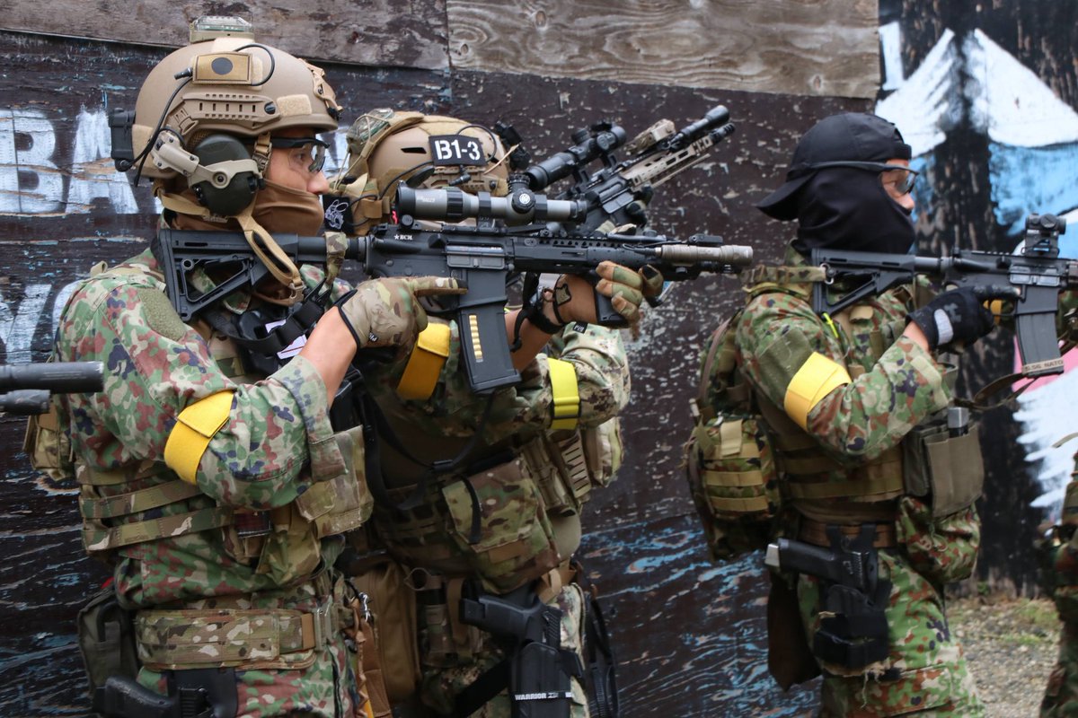 j.mans 235 tweet media