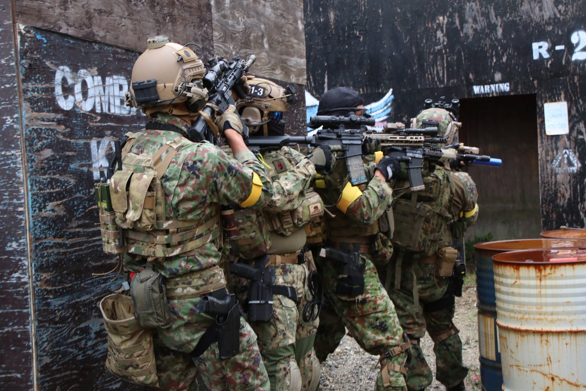 j.mans 235 tweet media