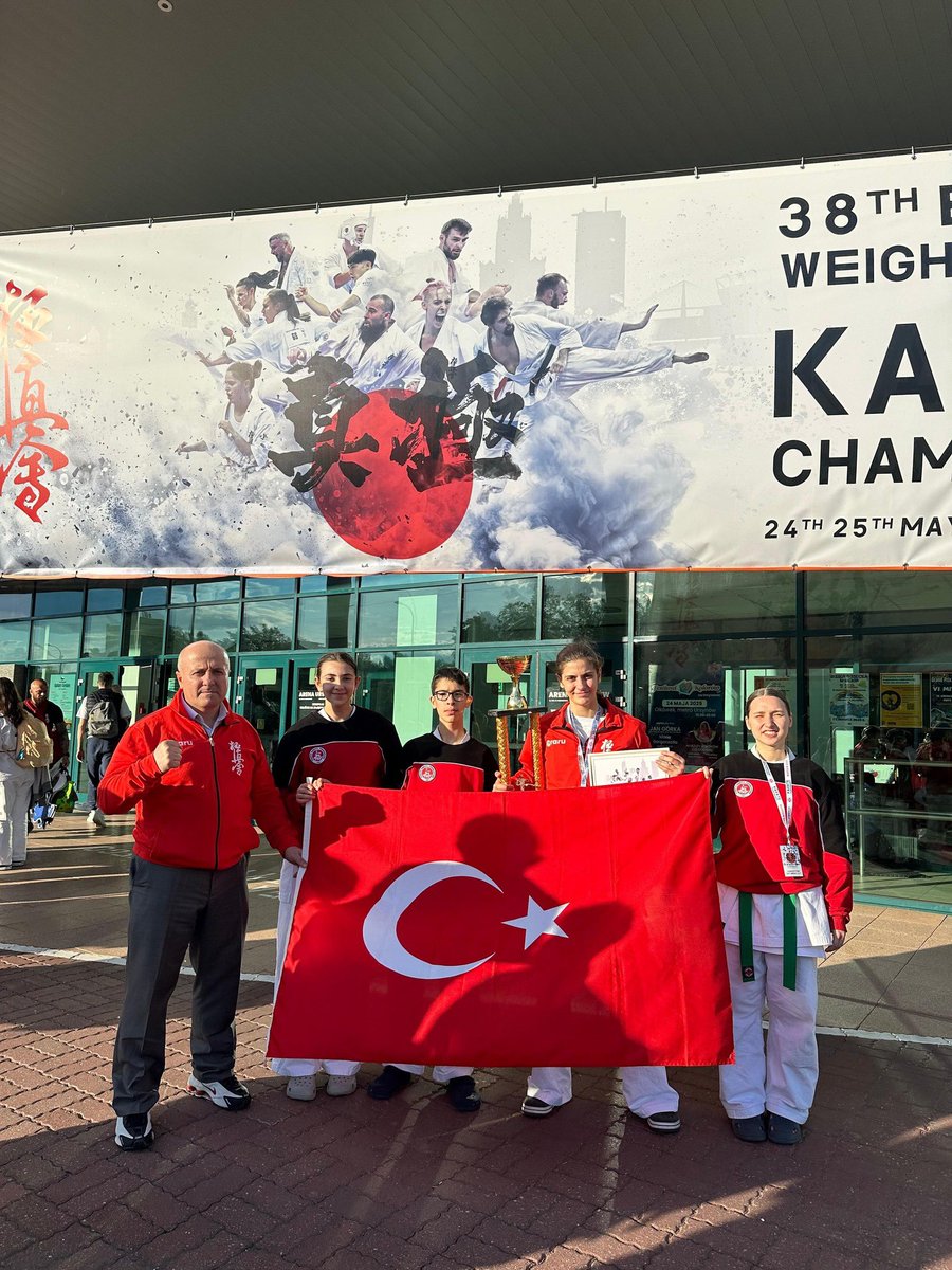 HOPA'DAN AVRUPA ŞAMPİYONU ÇIKTI
Nisagül Büyük, -65 kg Genç Bayan kategorisinde gösterdiği muhteşem mücadeleyle Avrupa Şampiyonu olmayı başardı!

hopam.com/icerikdetay.ph…