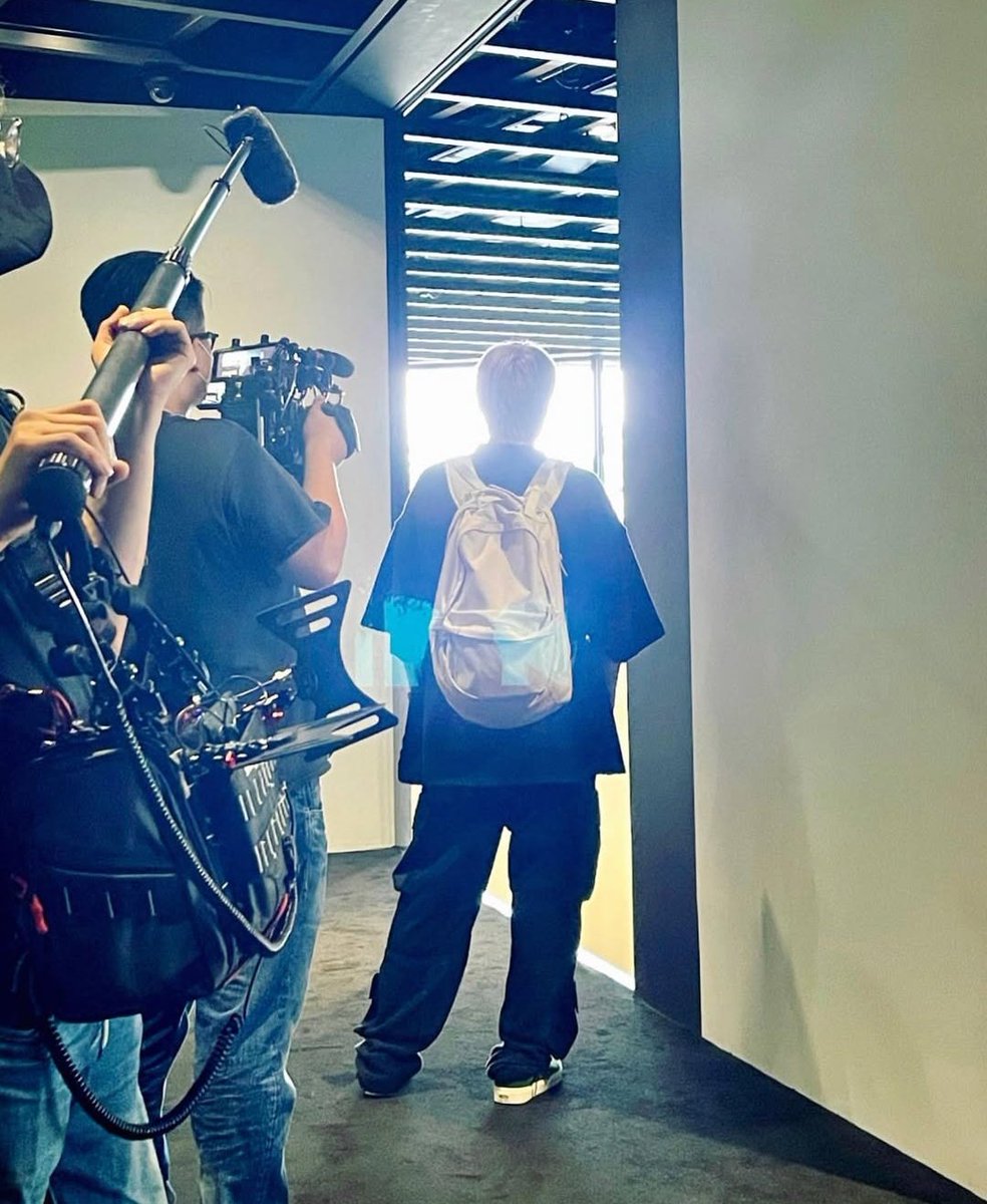 tabisdimples's tweet photo. he loves his backpack so much🥹♥️ https://t.co/rcBOjOewwZ
