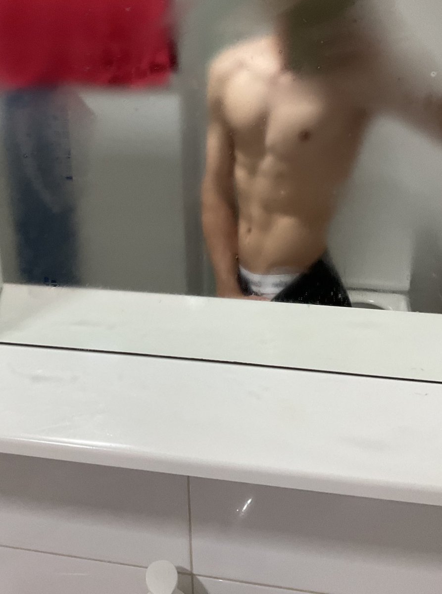 louie (@louiee_f) on Twitter photo 