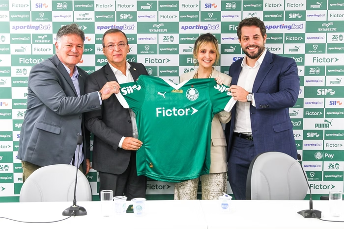 Metrópoles (@metropoles) on Twitter photo ➡️ Documentos desmentem Fictor, nova patrocinadora do Palmeiras
Fictor tem usado forma de captação de recursos pouco transparente que foge da fiscalização da CVM
Leia na coluna de <a href="/taciolorran/">Tácio Lorran 🔎</a>: curt.link/ZWBhe ➡️ Documentos desmentem Fictor, nova patrocinadora do Palmeiras
Fictor tem usado forma de captação de recursos pouco transparente que foge da fiscalização da CVM
Leia na coluna de <a href="/taciolorran/">Tácio Lorran 🔎</a>: curt.link/ZWBhe
