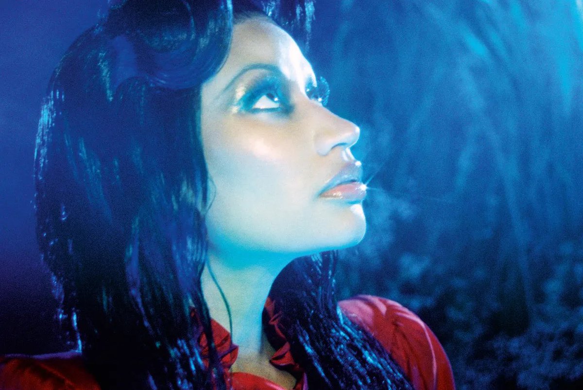 nickiminajth_'s tweet photo. ภาพ Photoshoot จากนิตยสาร Vogue Italia ฉบับล่าสุดของ Nicki Minaj ค่ะ https://t.co/OmVhshI8dJ