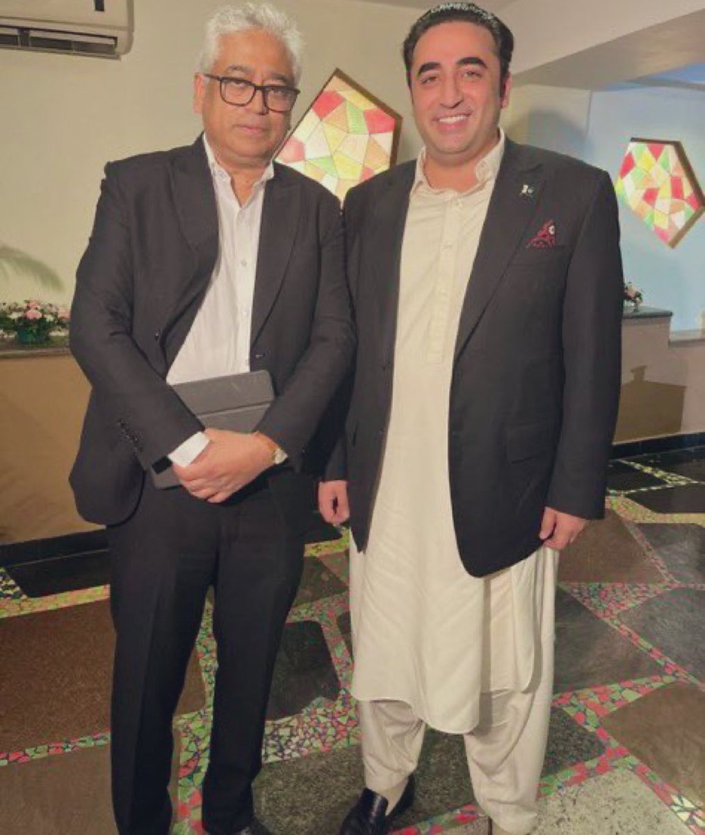 KreatelyMedia's tweet image. 🔸 बुज़दिल रात में हमले करते है 

😂