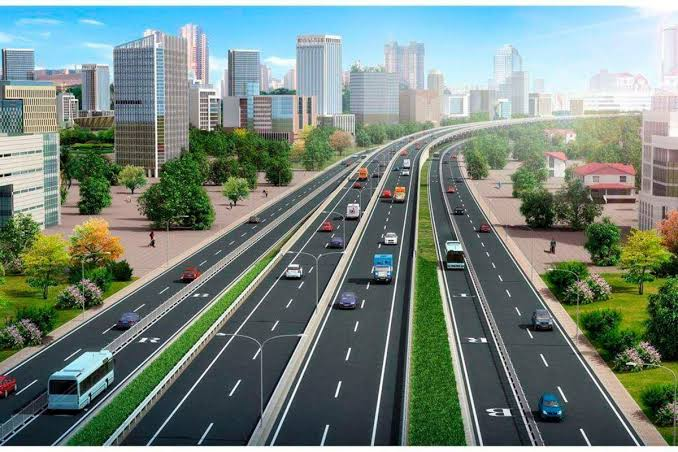 Motorists using the upcoming four-lane Nairobi-Nakuru highway will be required to pay toll fees for the next 30 years, according to KENHA.

The toll rates will be determined and periodically adjusted based on the National Tolling Policy. 

The highway will pass through Kiambu,