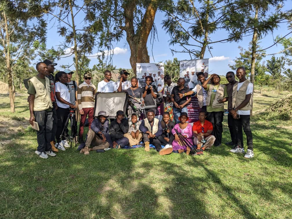 TuchekeMovies's tweet photo. @Chancellek7 We are still working to train young people BASIC KNOWLEDGE on videography and photography. 
We thanks our PARTNER NOWEMPA and all the RETI PROJECT to support young refugees in Uganda. @lamuka_uganda @powertoyouthug @uyahf1 https://t.co/gRCZ5jWTAI