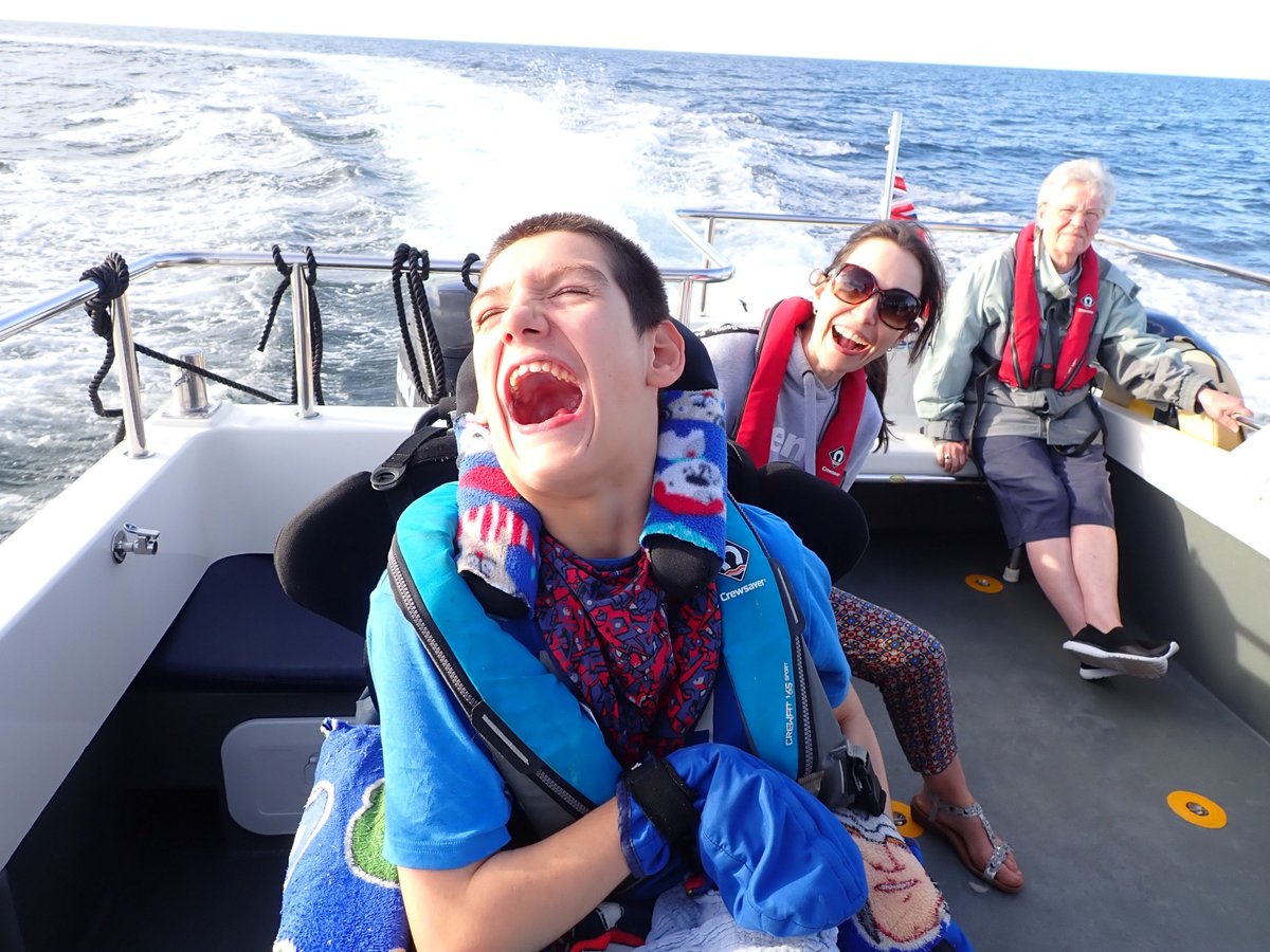 RoundtheIsland's tweet photo. 🌊 We’re proud to support @WetwheelsFdn at this year’s Round the Island Race.

On Friday 6th June, they’ll be offering accessible powerboat trips from our pontoon - open to disabled people, their family and friends.

£10 per person | 11am–2pm
Book here: https://t.co/LE26lYb9mK https://t.co/TDxZN6fuGP