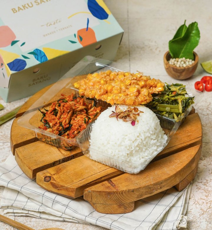 黄,Marsha. tweet media