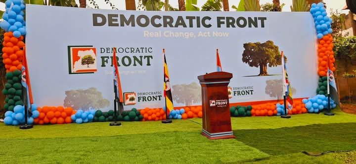 🚨 Hon. Mathias Mpuuga has today unveiled a new political party, the “Democratic Front,” after falling out with National Unity Platform [NUP].