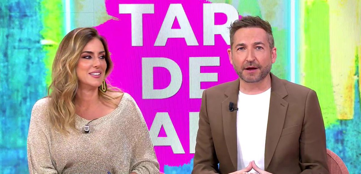 Mediaset España (@mediasetcom) on Twitter photo 🎉 'Tardear', con <a href="/Frank_Blanco/">Frank Blanco</a> y <a href="/DulantoVeronica/">Verónica Dulanto</a> se impone en <a href="/telecincoes/">Telecinco</a> a su rival en coincidencia con una cuota del 9,9% 🎉 'Tardear', con <a href="/Frank_Blanco/">Frank Blanco</a> y <a href="/DulantoVeronica/">Verónica Dulanto</a> se impone en <a href="/telecincoes/">Telecinco</a> a su rival en coincidencia con una cuota del 9,9%