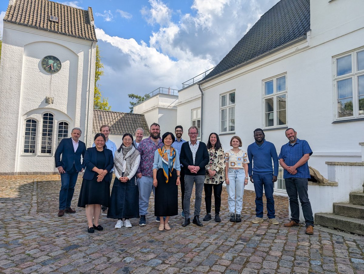 Friendship&amp; collaboration, from China🇨🇳 to Chile🇨🇱 and now Denmark🇩🇰. Trying to understand how lithium&amp; cobalt are managed globally. From industrial&amp; artisanal mining, to battery&amp; EV manufacturing, and then to formal &amp; informal recycling. All good, except swimming in cold water🥶