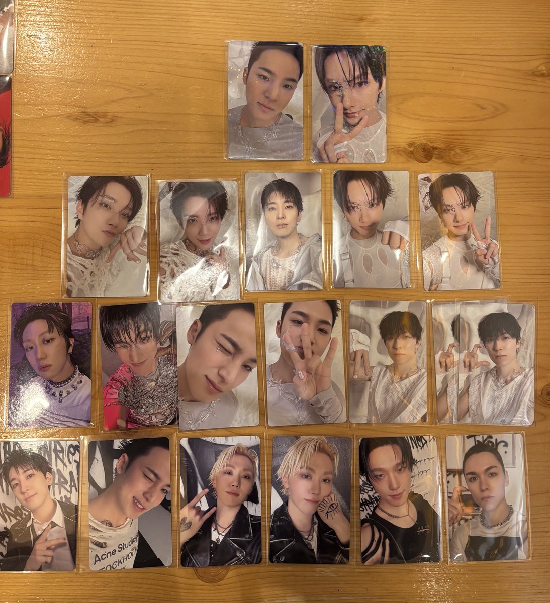 svt___hw's tweet photo. SEVENTEEN セブチ トレカ交換
HAPPYBURSTDAY Weverse 特典

譲: ミンギュ ジュン ジョシュア ウォヌ THE8 ドギョム バーノン ディノ スングァン

求:エスクプス ホシ ウジ （💖のものから優先）
異種も可能ですのでお気軽にお声がけください！

郵送のみ📮 https://t.co/Mmb5fo0cXt