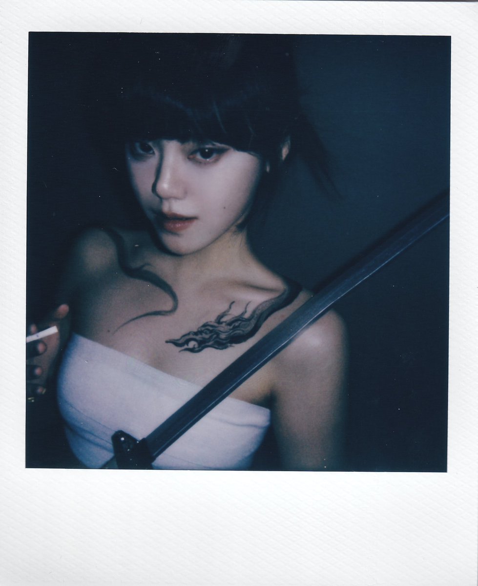 昨天在西西身上画了过肩龙
📷：我
M: <a href="/xixi_net/">没事少说话</a>