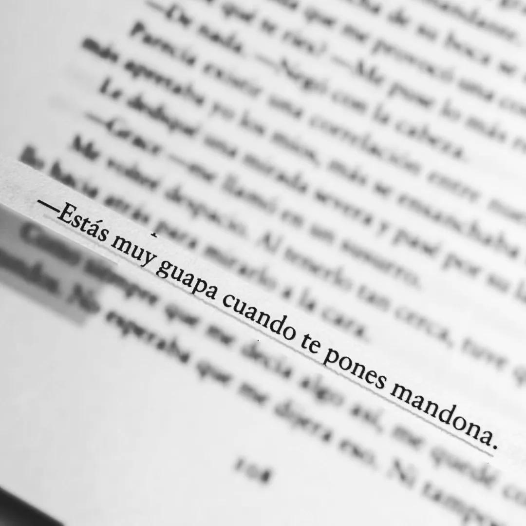📚 Quizás si quiero
✍️🏻 Violeta Reed