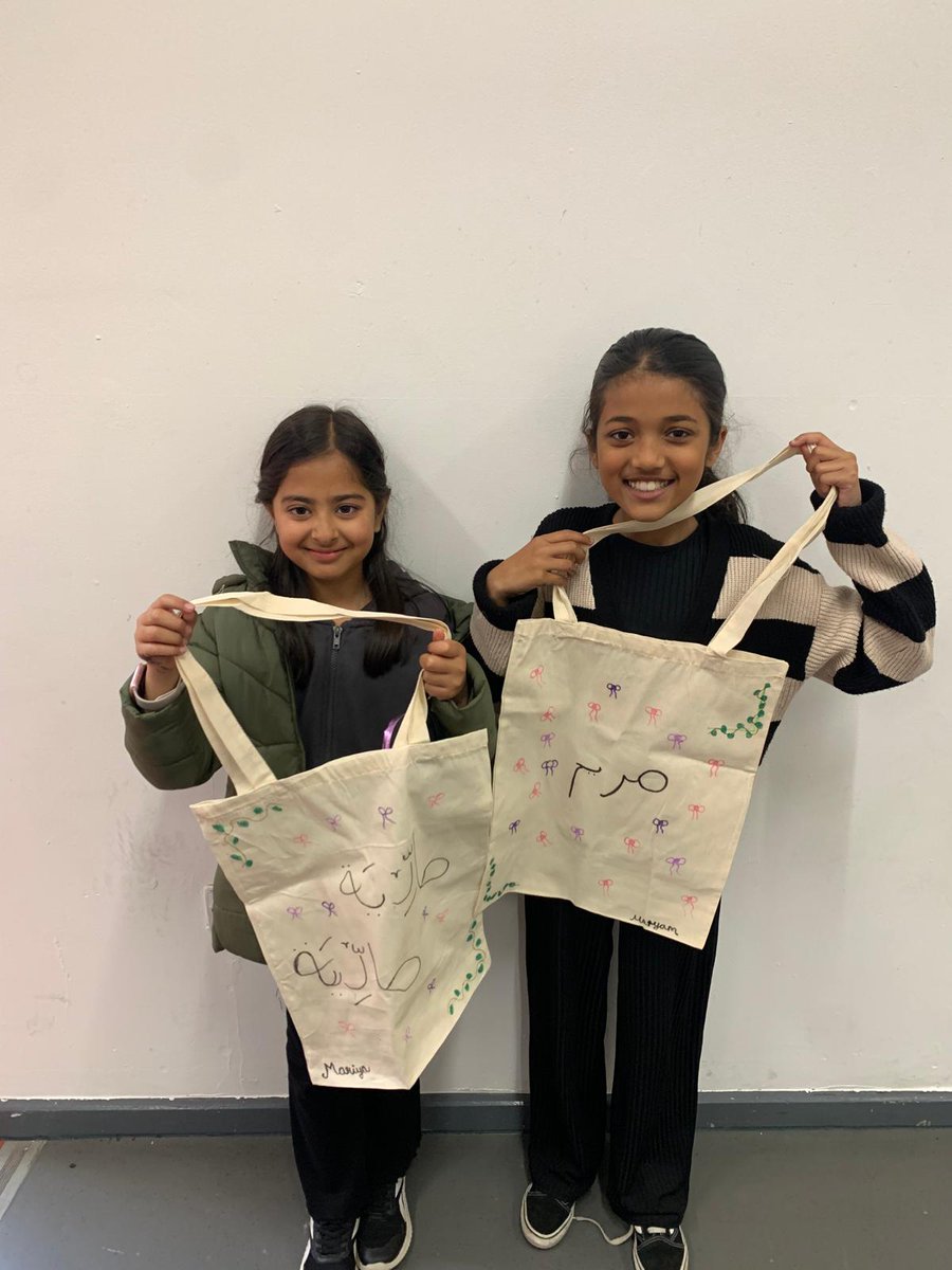 IMO Charity (@imocharity) on Twitter photo 🎨🏀 Weekend fun at <a href="/BDYouthZone/">Blackburn & Darwen Youth Zone</a> !
From decorating our own tote bags to getting active with exciting sports, our young people had a blast this weekend! 💥
<a href="/ImranAkujii/">Imran Akuji</a> <a href="/UKYouth/">UK Youth</a> <a href="/BwDDenise/">Denise Park</a> 🎨🏀 Weekend fun at <a href="/BDYouthZone/">Blackburn & Darwen Youth Zone</a> !
From decorating our own tote bags to getting active with exciting sports, our young people had a blast this weekend! 💥
<a href="/ImranAkujii/">Imran Akuji</a> <a href="/UKYouth/">UK Youth</a> <a href="/BwDDenise/">Denise Park</a>