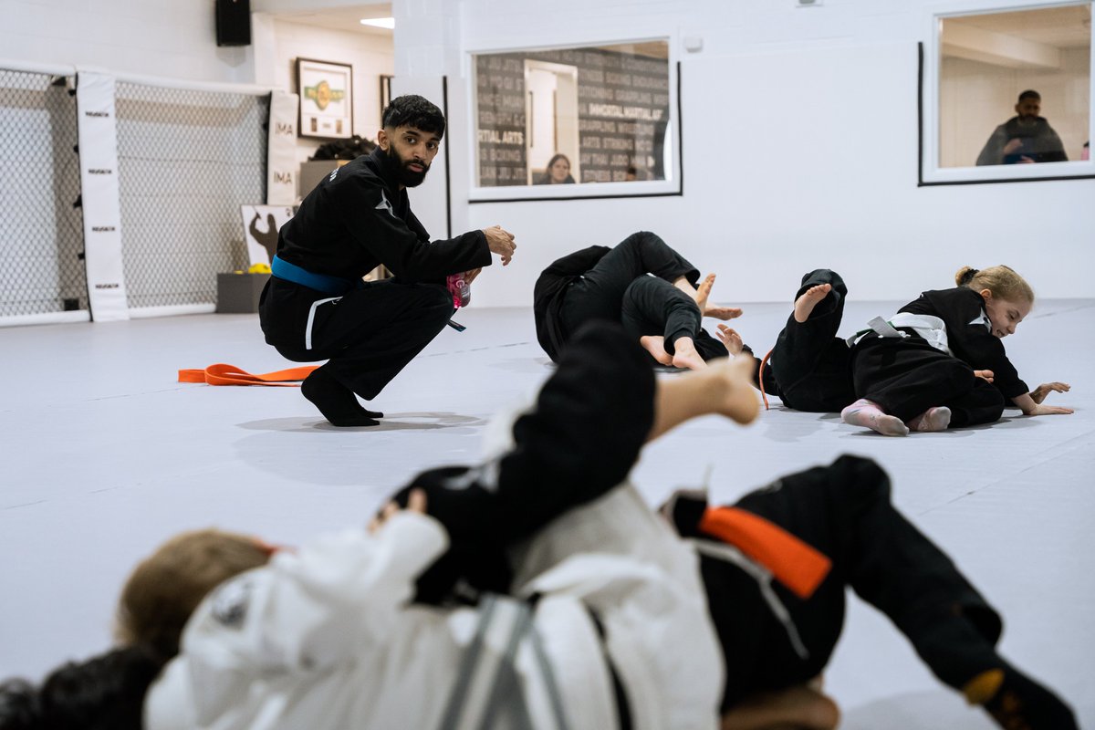 NinjaSchNorth's tweet photo. Every drill is guided and watched carefully 🥋

Free trial available ,come see what they’re learning

#ninjaschoolnorth #kidstraining #kidsmartialarts #kidsfitness #ninjakids #activekids #juniormartialartists #selfdefenseforkids #kidskickboxing #kidsfitness #mmakids #bjjforkids https://t.co/SGPbCht6Ph