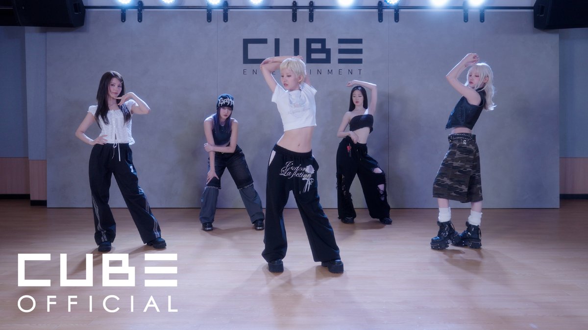 [📺]
Coreografía de  'Good Thing' 
🔗 youtu.be/5MrJBrR_sfo

 #아이들  #idle  #We_are #Good_Thing #idle_Good_Thing