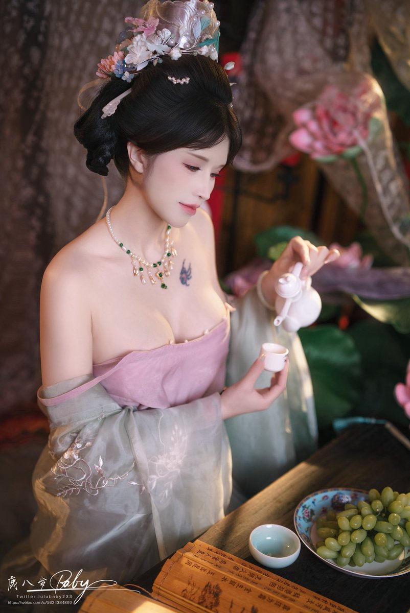 【5月第四弹《粽你枕相思》】预售已开始啦

端午临中夏，时清日复长，提前祝大家端午安康啦！

The Dragon Boat Festival is coming soon, I wish you all a happy Dragon Boat Festival in advance.

Model：@lulubaby233 https://t.co/Yvxq0S9Oej