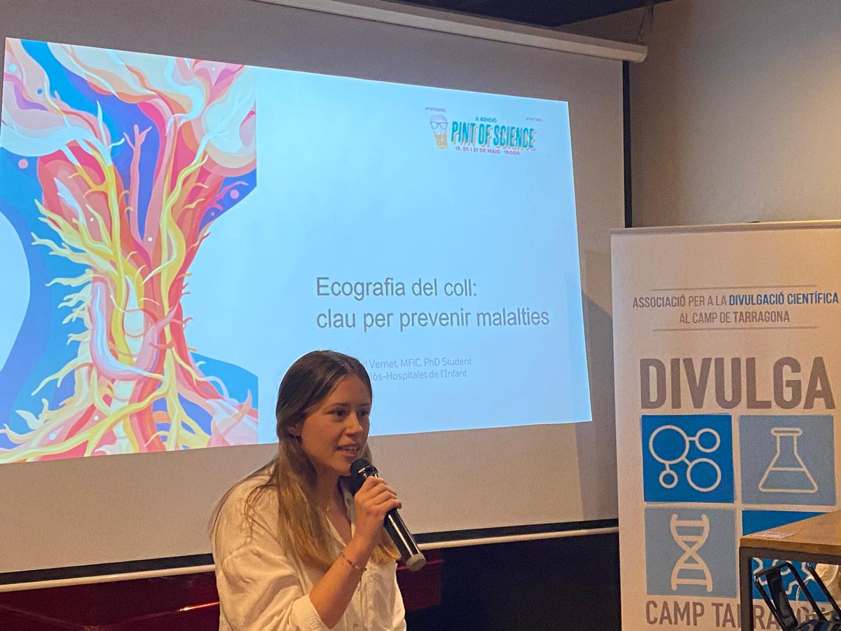 La nostra companya Maria Vidal Vernet va presentar el seu projecte sobre l'Ecografia de coll al @pintofsciencees 
@grecocap_recerca