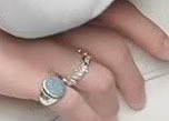 QueenBoaHyukhae's tweet photo. #eunhae 
#은해 
The ring?
Donghae got the pink or white ? Hyukjae got the blue one

cr jiang_4LR https://t.co/K5iQFkEYQf