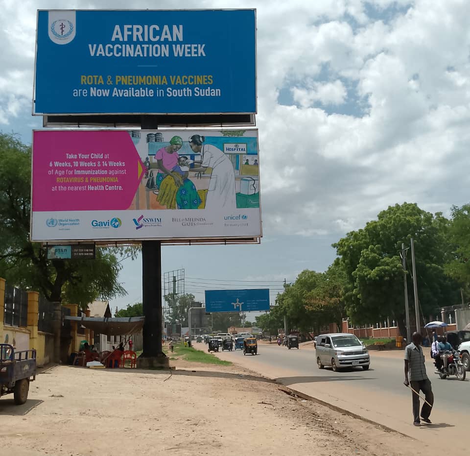 Pneumonia &amp; Diarrhoea are among the leading causes of death in children &lt; 5 in #SouthSudan.
💪🏿The Pneumonia vaccine protects from pneumococcal disease. 
💪🏿The Rotavirus vaccine prevents severe diarrhoea. 
These vaccines are safe &amp; have already saved millions of lives globally.