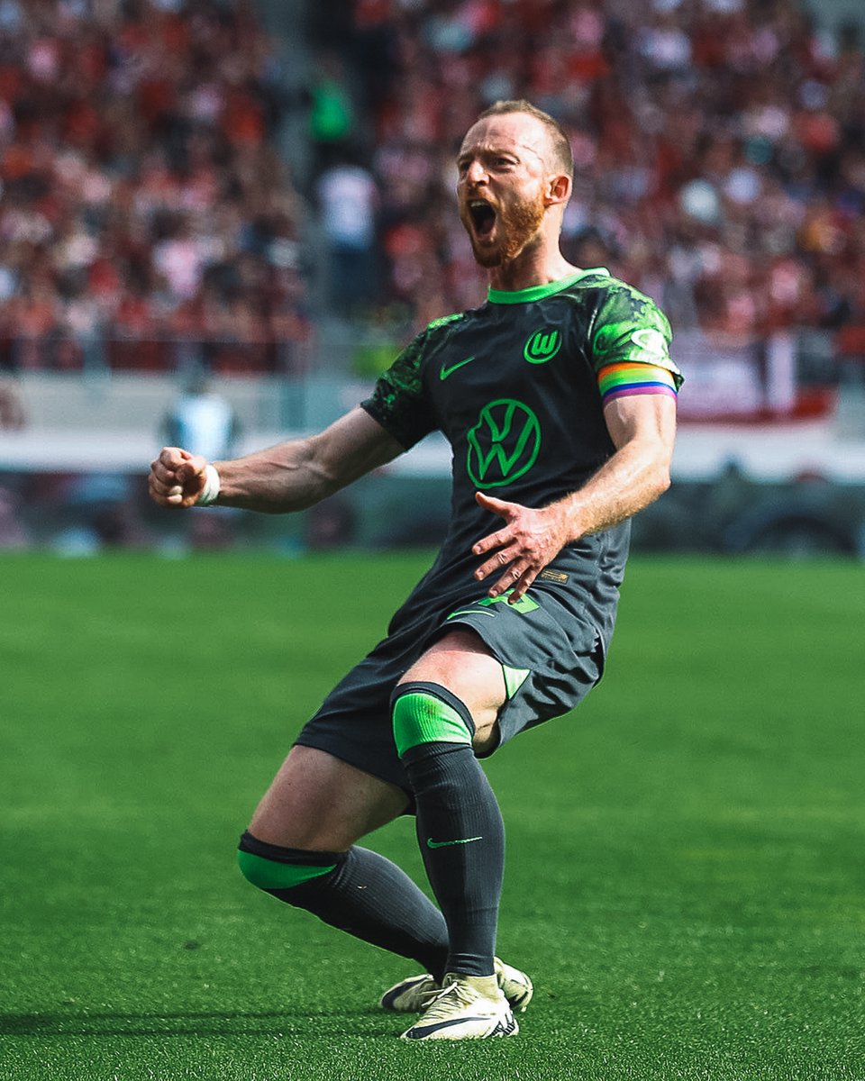 Happy Birthday, Captain! 🐺🥳

#VfLWolfsburg