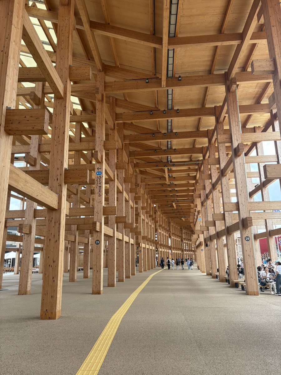 結局、5/18(夜間券)〜5/23まで万博満喫して61パビリオン制覇(コモンズは除く)。朝イチの人が少ないパビリオンの気持ちよさ、是非体感してみてほしい〜！