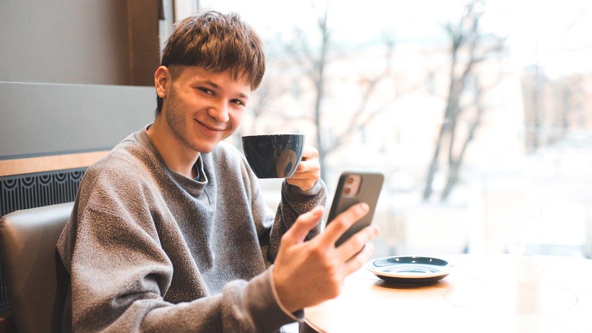 Child turned 16 and in full-time education or training? Act NOW to avoid losing Child Benefit. 🚨

You'll need to reply, or let HMRC know online, before 31 August ⬇️
moneysavingexpert.com/family/child-b…