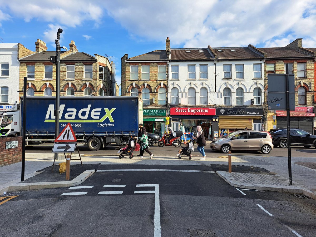 Haringey Business (@hgybusiness) on Twitter photo đźš§ Turnpike Lane Phase 1 update:
✅ Waldegrave & Burghley Rd works nearly done—tree & planting coming end of May
🚦 Vernon Rd junction works started, due to finish by end of June
Thanks for bearing with us! 🌳👷‍♂️
👉turnpikelane.commonplace.is
#TurnpikeLane #Haringey #PublicRealm đźš§ Turnpike Lane Phase 1 update:
✅ Waldegrave & Burghley Rd works nearly done—tree & planting coming end of May
🚦 Vernon Rd junction works started, due to finish by end of June
Thanks for bearing with us! 🌳👷‍♂️
👉turnpikelane.commonplace.is
#TurnpikeLane #Haringey #PublicRealm